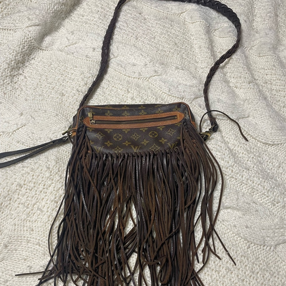 Louis Vuitton Crossbody Vintage Boho Bag